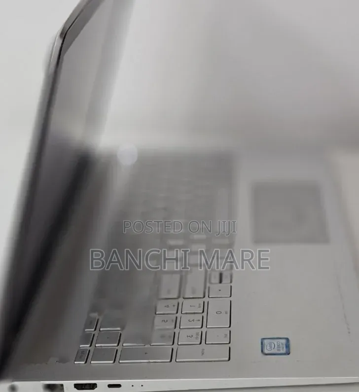 New Laptop HP Pavilion 15 8GB Intel Core i5 HDD 1T