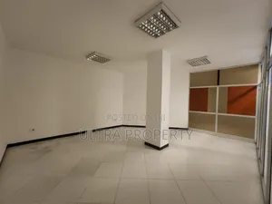 32 SQM Office Kasanchis