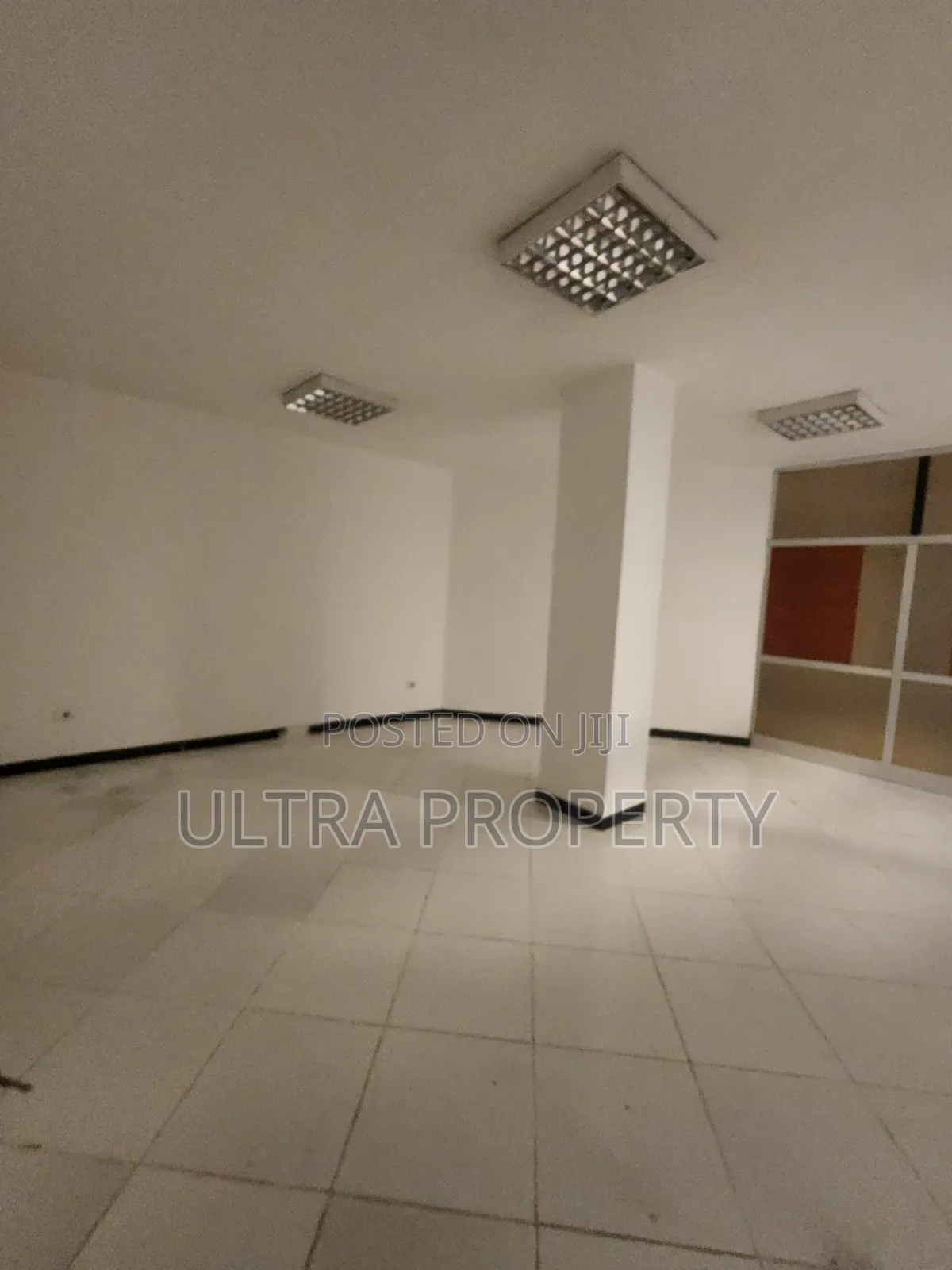 32 SQM Office Kasanchis