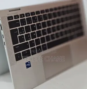 New Laptop HP EliteBook 1040 G8 16GB Intel Core i7 SSD 512GB