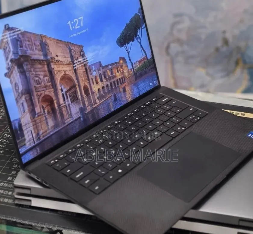 New Laptop Dell Precision 5560 32GB Intel Core i7 SSD 512GB
