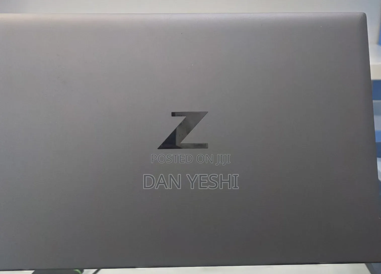 New Laptop HP ZBook Firefly G8 16GB Intel Core i7 SSD 512GB