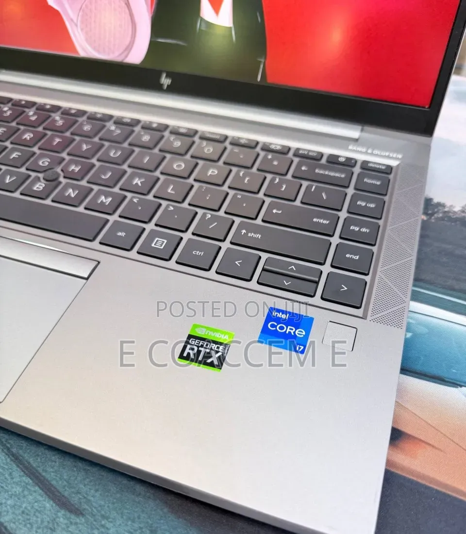 New Laptop HP 16GB Intel Core i7 SSD 512GB