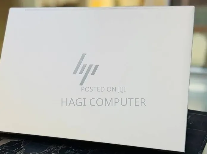 New Laptop HP EliteBook 840 G9 16GB Intel Core i7 SSD 512GB
