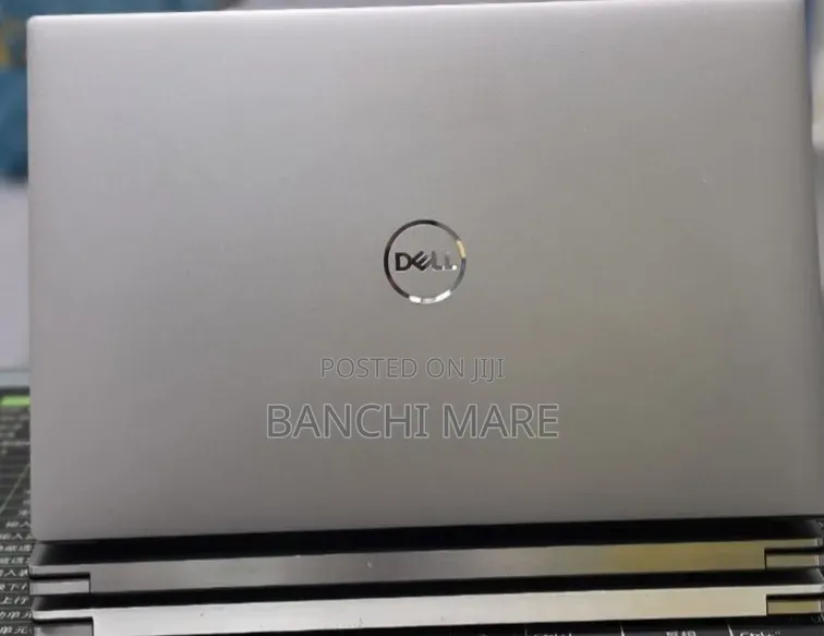 New Laptop Dell Precision 5560 32GB Intel Core i7 SSD 1T