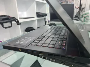 New Laptop MSI GS66 Stealth 11UH 16GB Intel Core i7 SSD 512GB