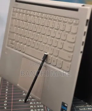 New Laptop Lenovo Yoga 9i 16GB Intel Core i7 SSD 512GB
