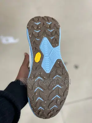 Hoka Lightweight Comfortable Sneakers for Sports and Walk