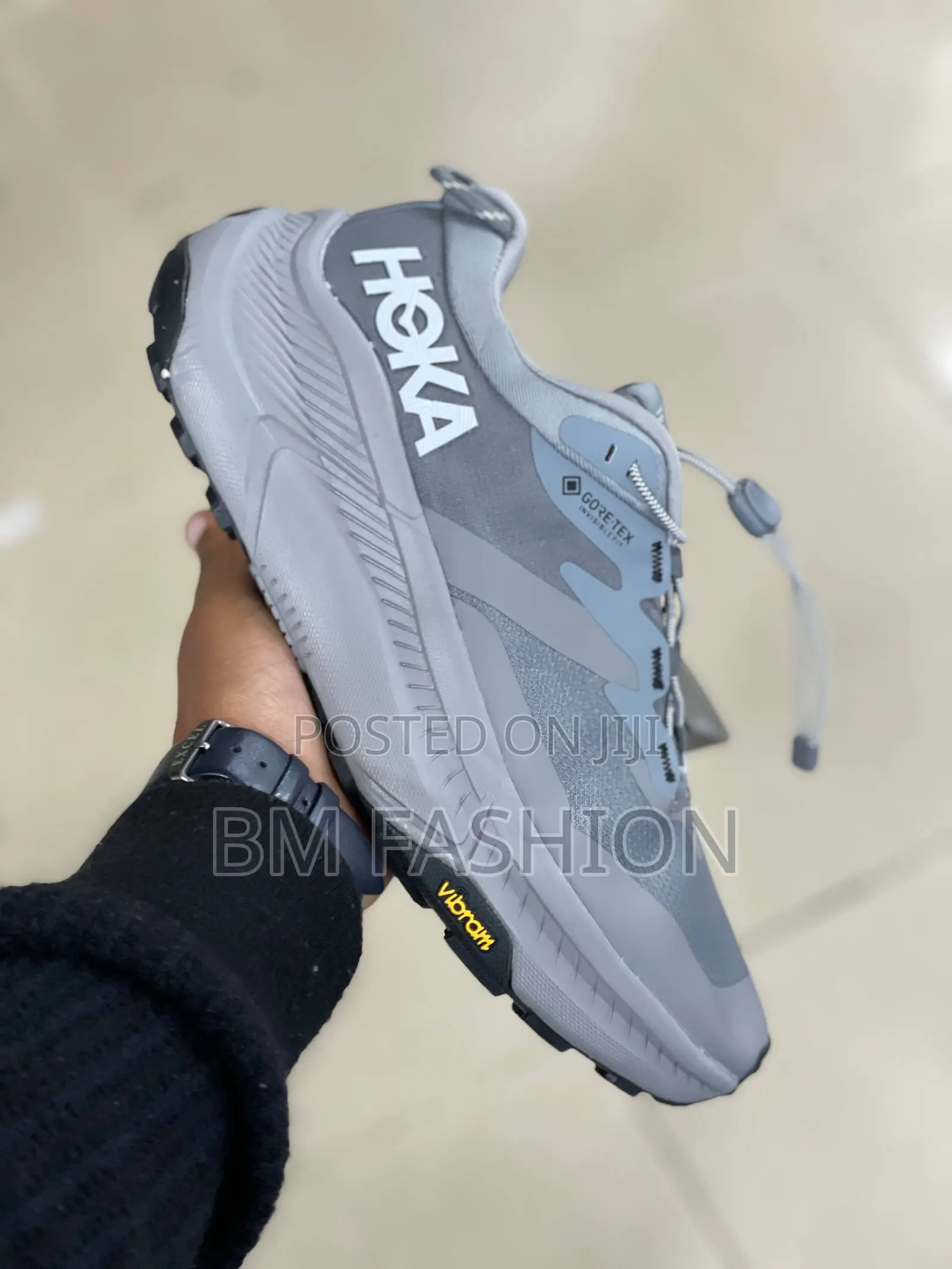 Lightweight Sneakers Hoka With Vibram Sole GoreTex Body