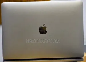 New Laptop Apple MacBook Pro 2019 16GB Intel Core i5 SSD 512GB