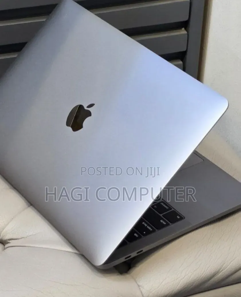 New Laptop Apple MacBook Pro 2019 16GB Intel Core i5 SSD 512GB