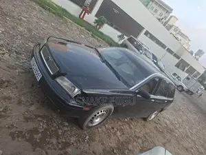 Volvo V40 1996 Black