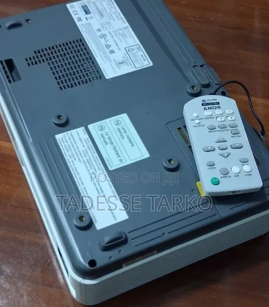 Sony Dx220 Projector