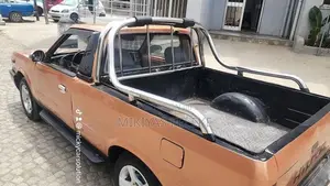 Hyundai Panel 1985 Gold