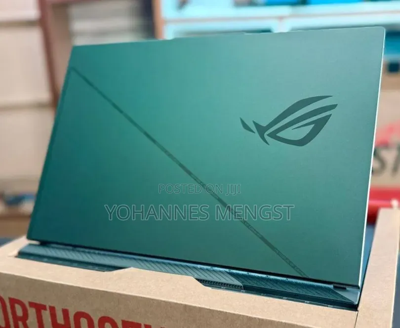 New Laptop Asus ROG Strix G16 G614 16GB Intel Core i7 SSD 1T