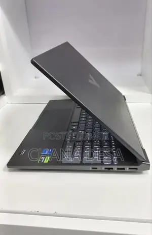 New Laptop HP Victus 16 16GB Intel Core i7 SSD 512GB