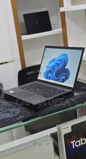 New Laptop Lenovo 16GB Intel Core i7 SSD 512GB