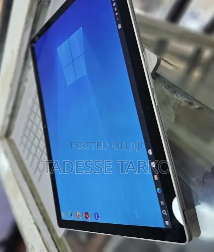 New Laptop Microsoft Surface Book 3 16GB Intel Core i7 SSD 256GB