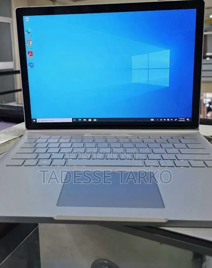 New Laptop Microsoft Surface Book 3 16GB Intel Core i7 SSD 256GB