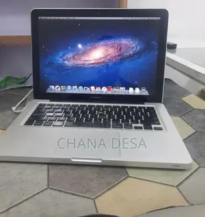 New Laptop Apple MacBook Pro 2009 4GB Intel Core 2 Duo HDD 500GB