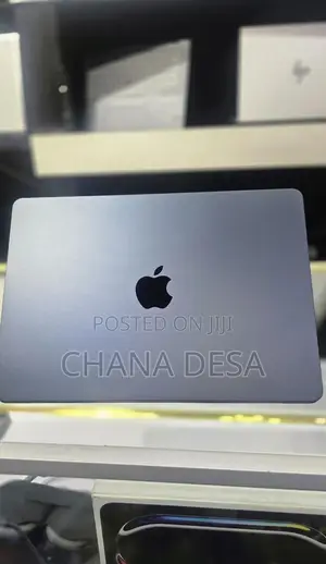 New Laptop Apple MacBook Air 2024 M3 8GB Apple M3 SSD 256GB