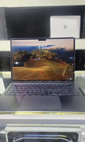 New Laptop Apple MacBook Air 2024 M3 8GB Apple M3 SSD 256GB