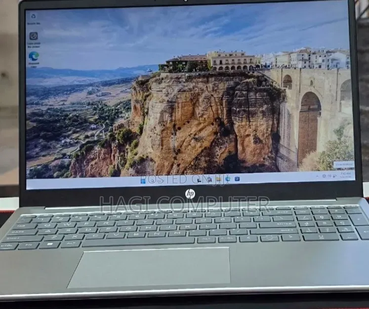 New Laptop HP Stream Notebook 16GB Intel Core i7 SSD 1T