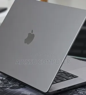 New Laptop Apple MacBook Pro 2023 M2 16GB Apple M2 SSD 512GB