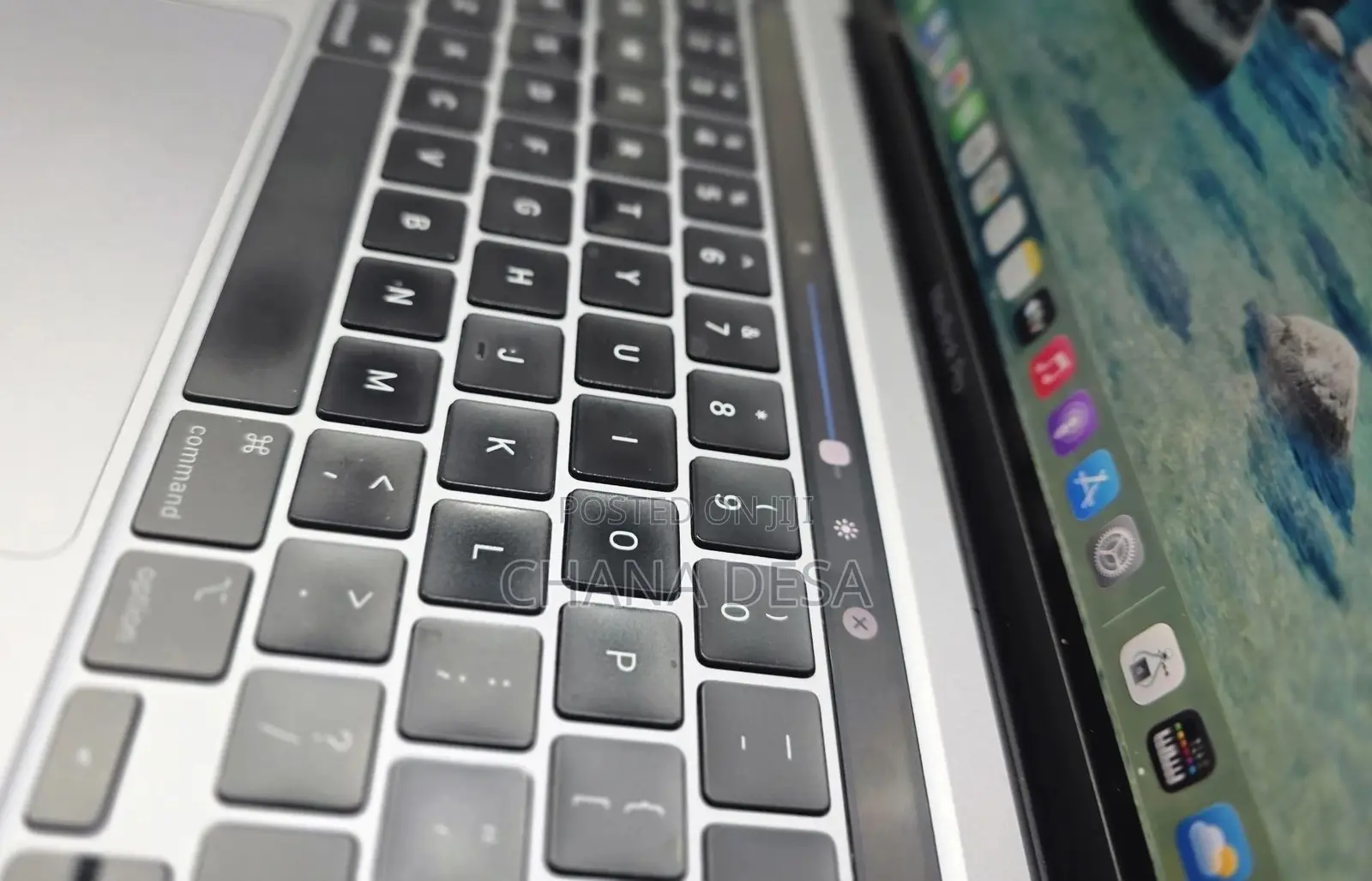 New Laptop Apple MacBook Pro 2021 M1 16GB Apple M1 Pro SSD 1T