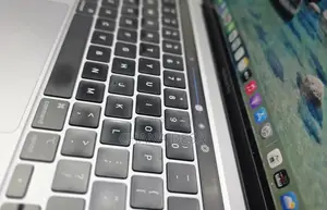 New Laptop Apple MacBook Pro 2021 M1 16GB Apple M1 Pro SSD 1T
