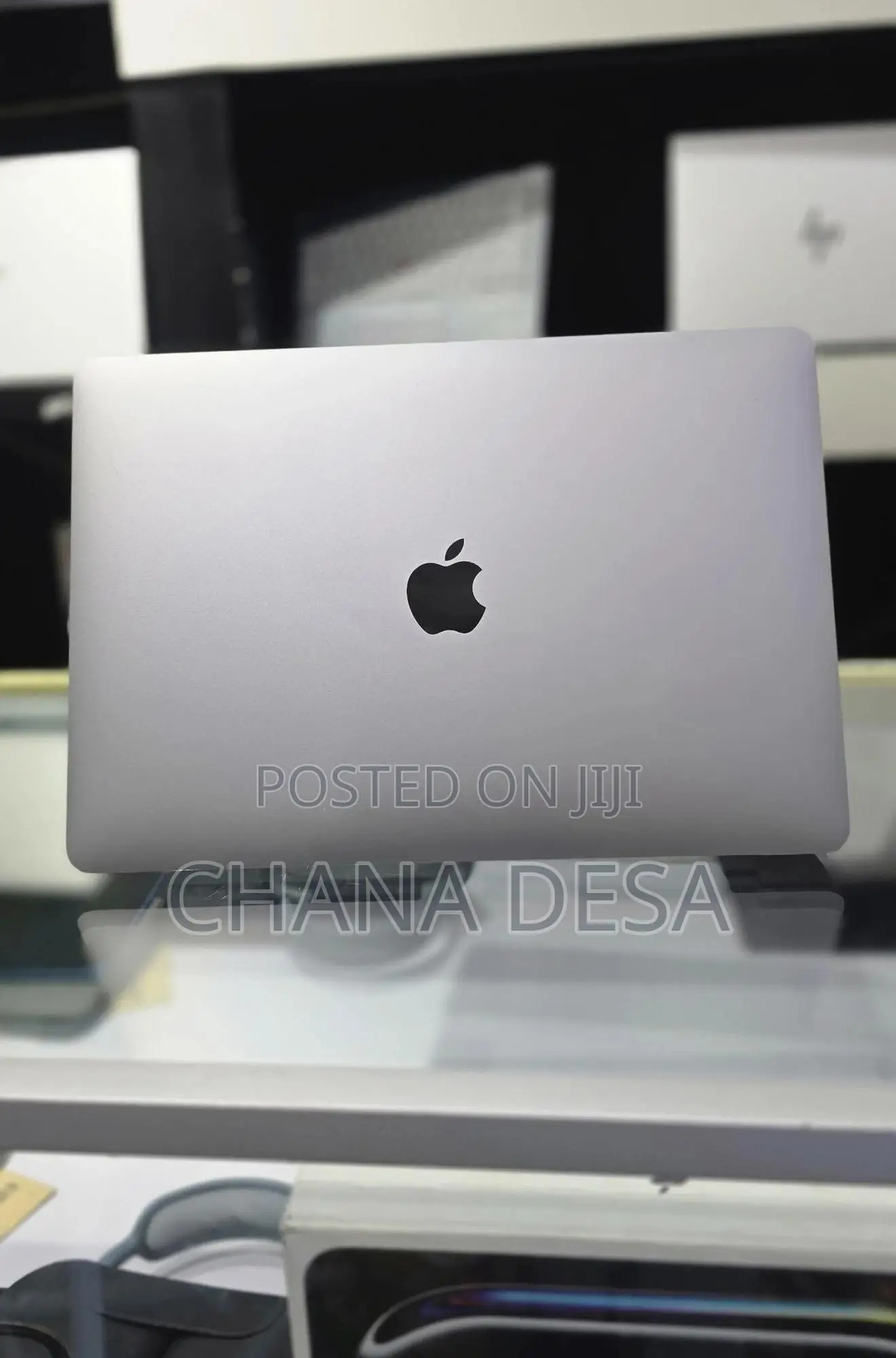 New Laptop Apple MacBook Pro 2021 M1 16GB Apple M1 Pro SSD 1T