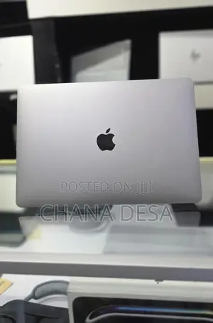 New Laptop Apple MacBook Pro 2021 M1 16GB Apple M1 Pro SSD 1T