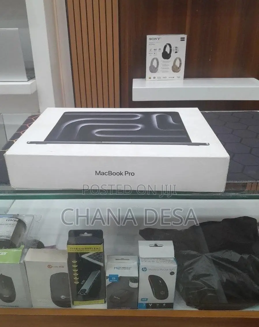 New Laptop Apple MacBook Pro 2026 M5 Max 32GB Apple M5 Max SSD 2T