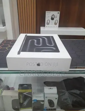 New Laptop Apple MacBook Pro 2026 M5 Max 32GB Apple M5 Max SSD 2T