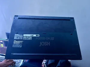 Laptop MSI 16GB Intel Core i7 SSD 1T