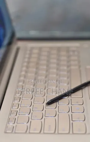 New Laptop Lenovo Yoga C930 16GB Intel Core i7 SSD 512GB