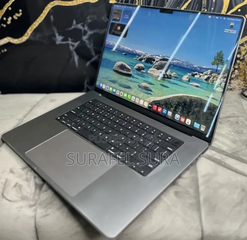 New Laptop Apple MacBook Pro 2021 M1 16GB Apple M1 Pro SSD 512GB