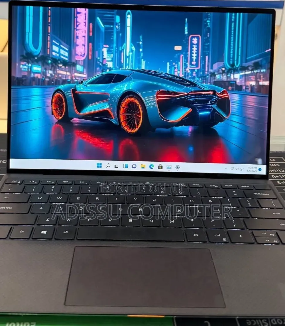 New Laptop Dell XPS 13 16GB Intel Core i7 SSD 512GB
