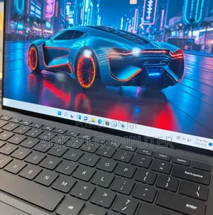 New Laptop Dell XPS 13 16GB Intel Core i7 SSD 512GB