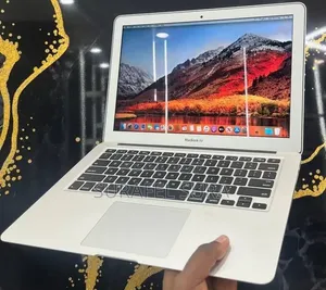 New Laptop Apple MacBook Air 2017 8GB Intel Core i5 SSD 128GB