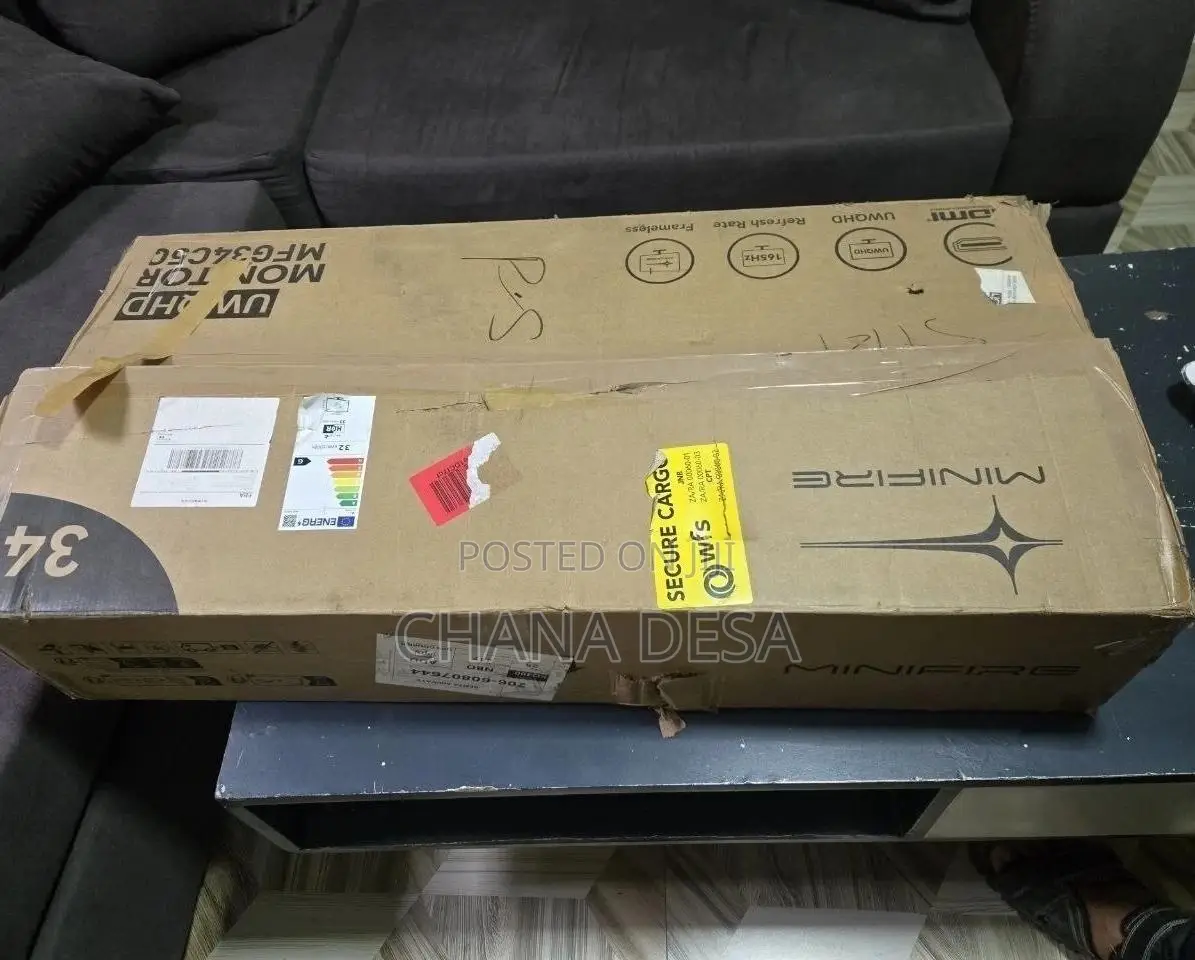 Monitor Curved ()