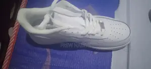 Shoes Shoes