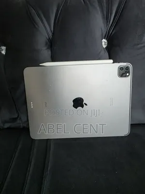 Apple iPad Pro 11 (2025) 128 GB Silver