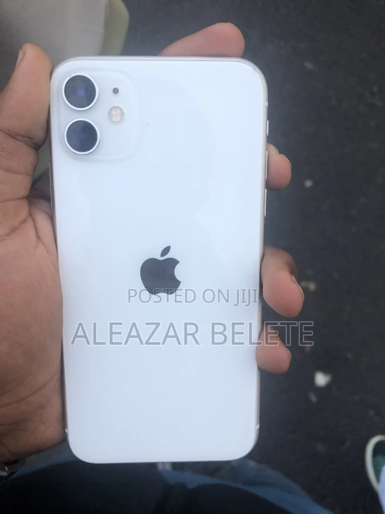 Apple iPhone 11 64 GB White
