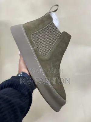 Chelsea Boots in Different Colors Military Green