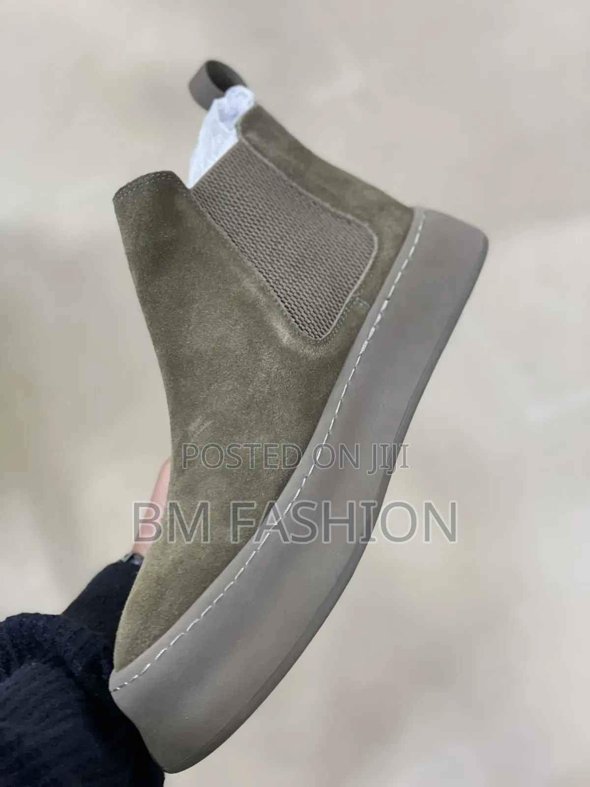 Chelsea Boots in Different Colors Military Green