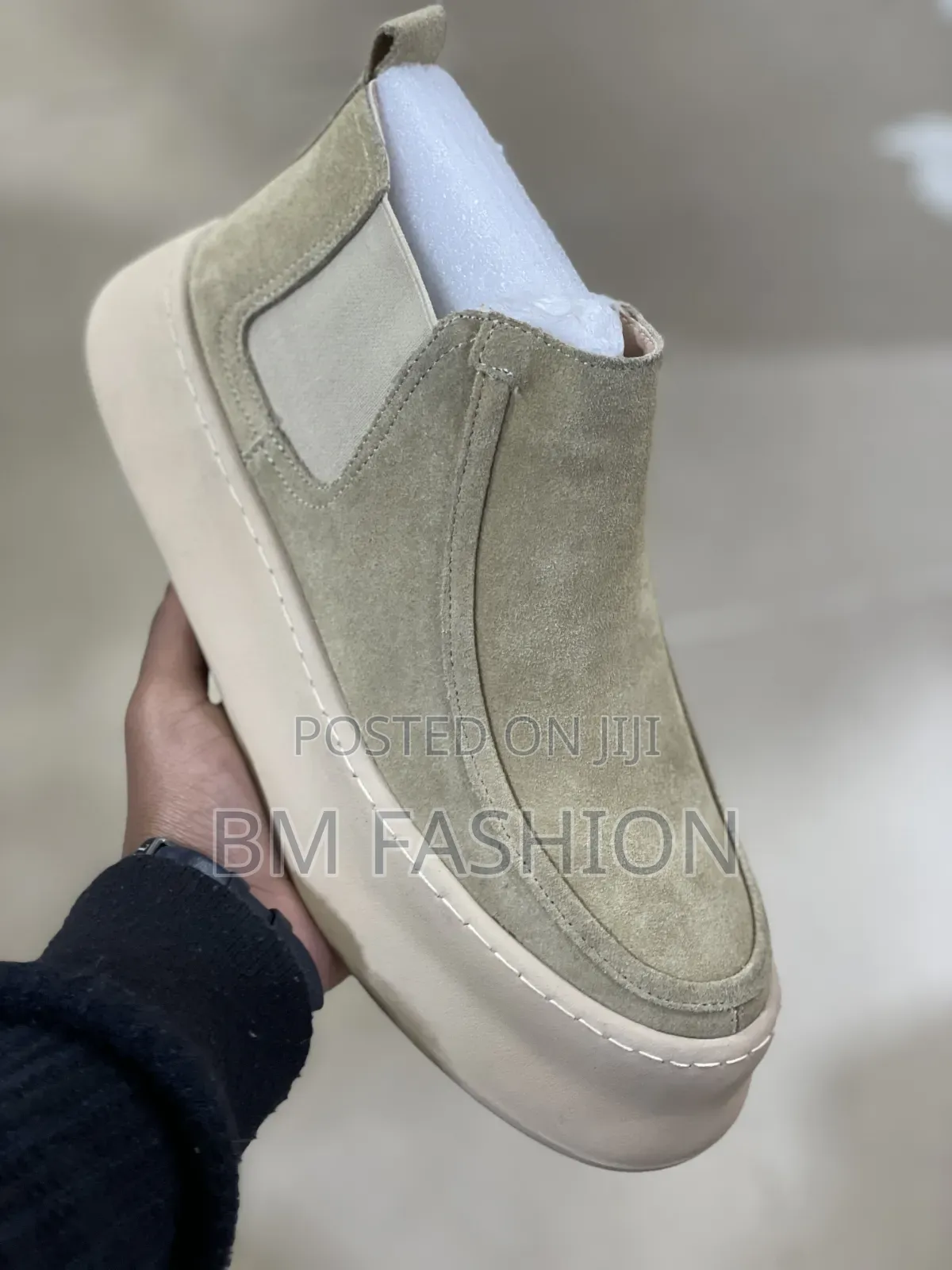 Luxurious Chelsea Boots