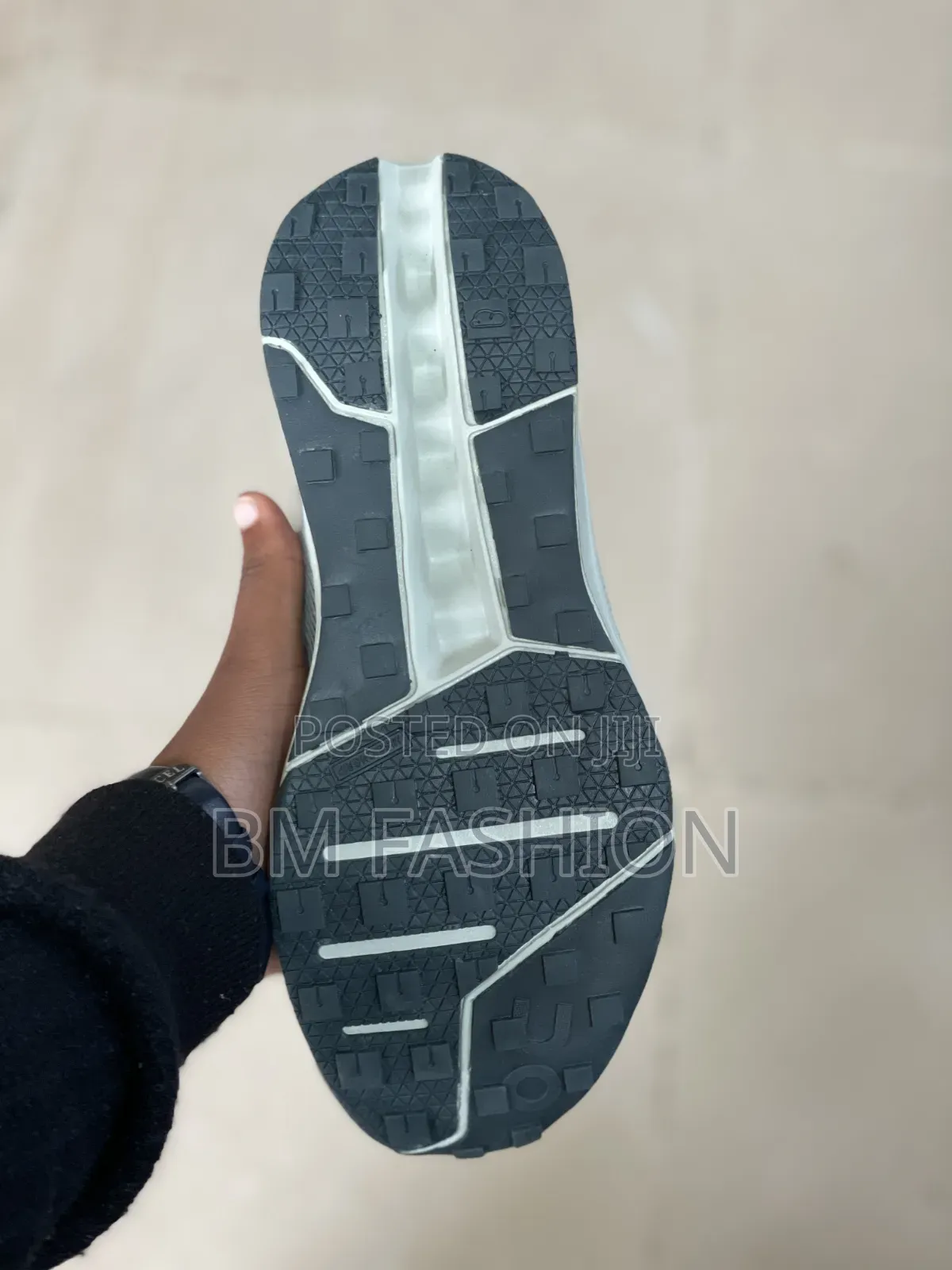 On Cloudhorizon Sneakers With Delivery