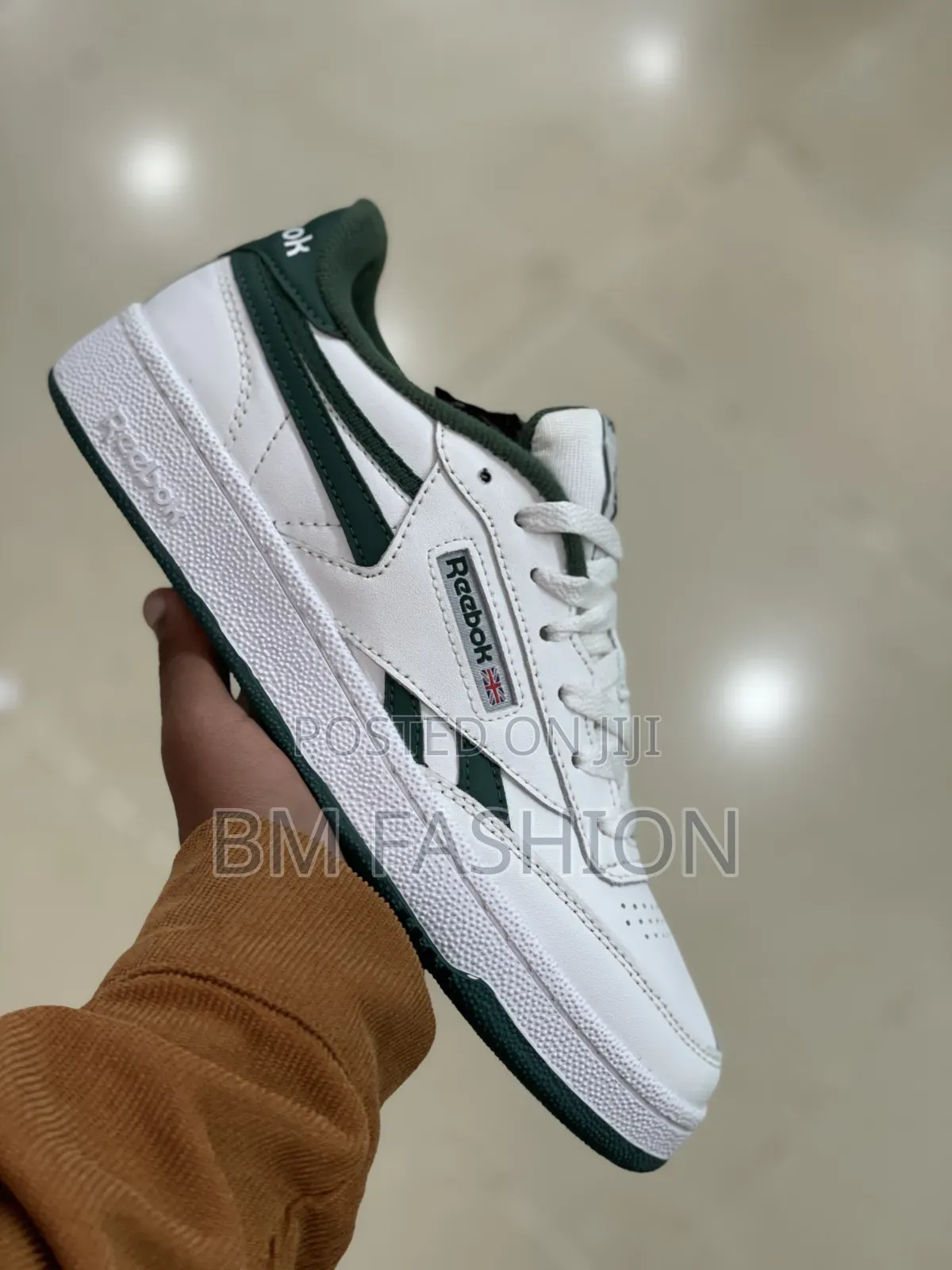 Reebok Classic Sneakers