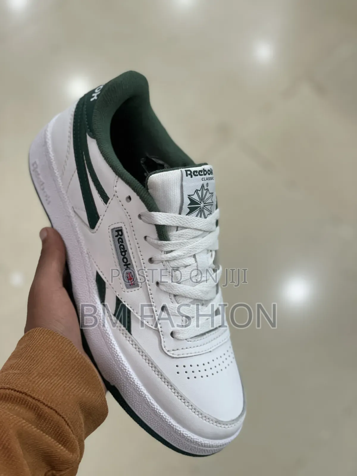 Reebok Classic Sneakers